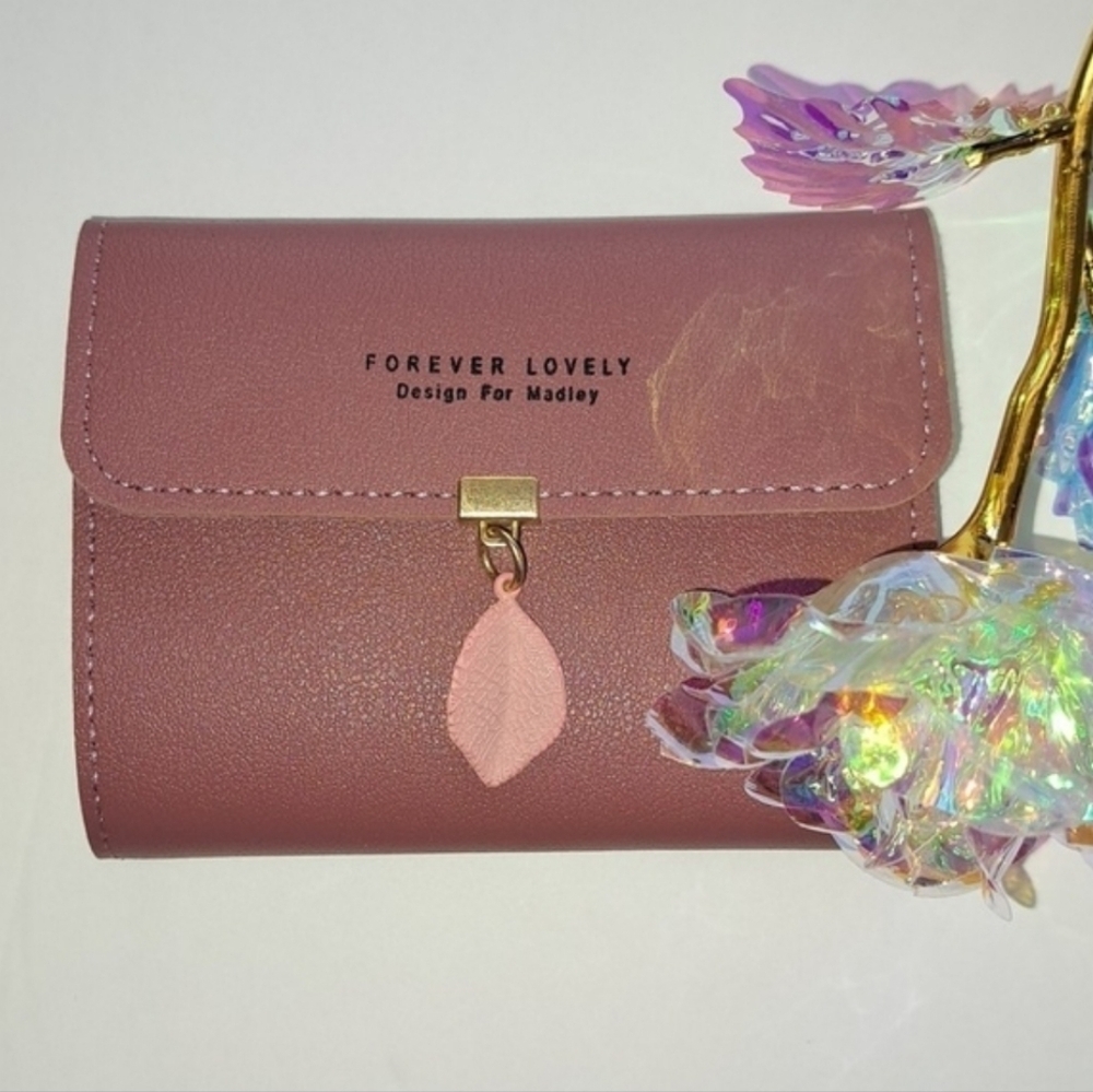 Trifold Wallet Mauve 🆕️ - Picture 4 of 5